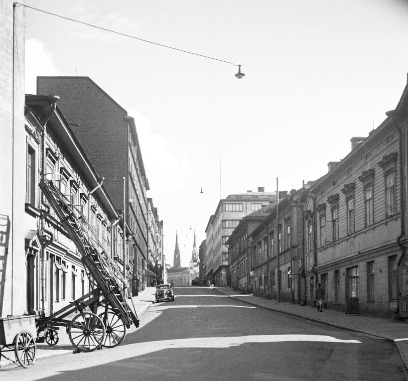 Pursimiehenkatu 18, 20, 22.